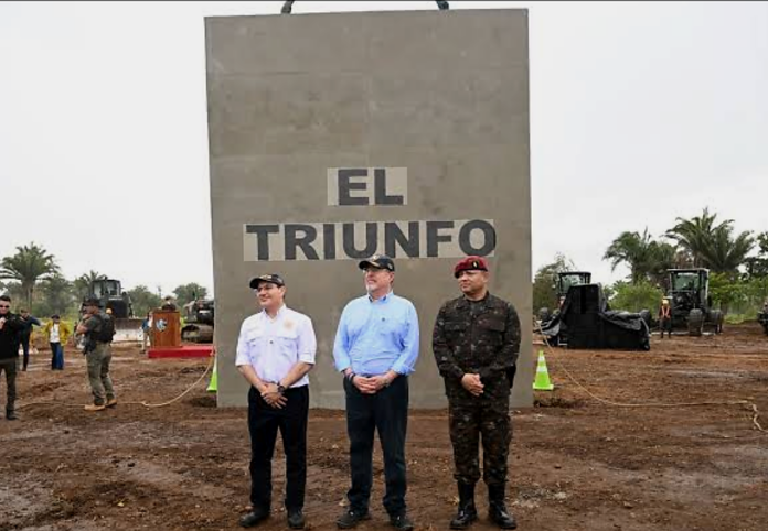 el_triunfo_wide_enhanced